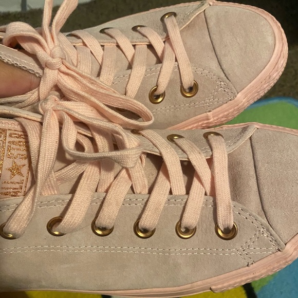 Blush pink suede converse - Picture 3 of 7